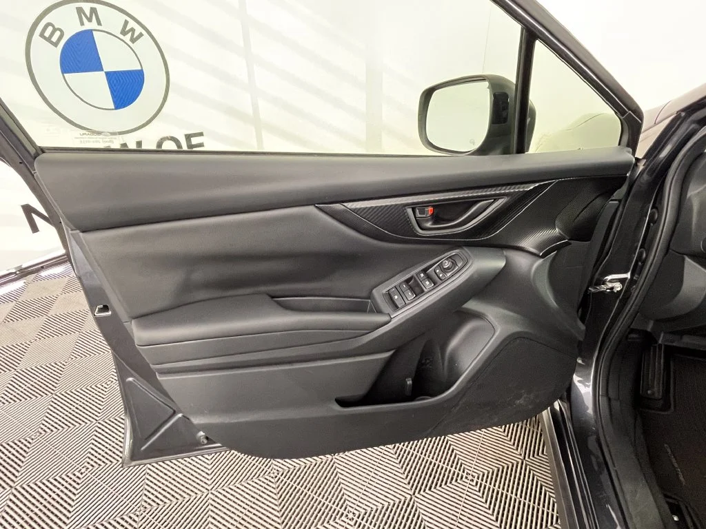 Used 2018 Dark Gray Metallic Subaru 2.0i Premium image 23