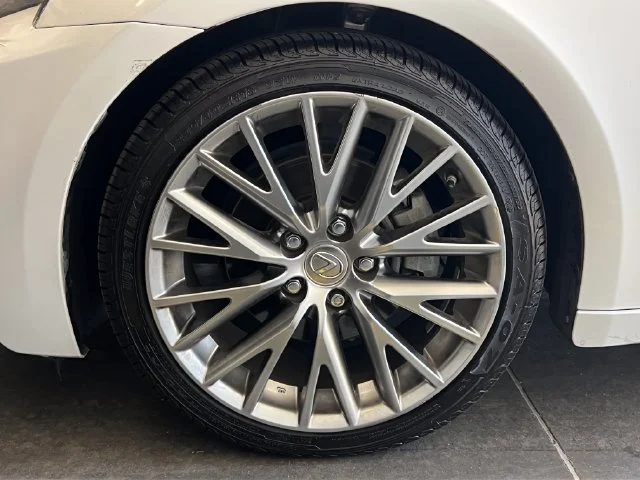Used 2015 Starfire Pearl Lexus 250 image 9