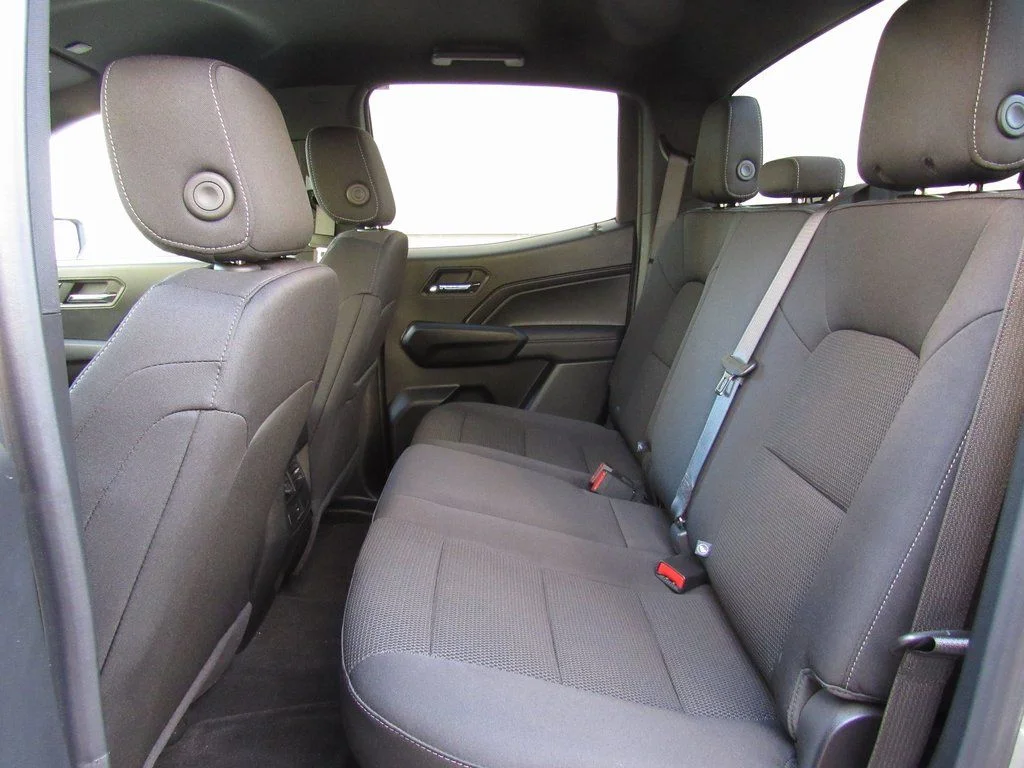 2024 Chevrolet Colorado LT - Photo 17