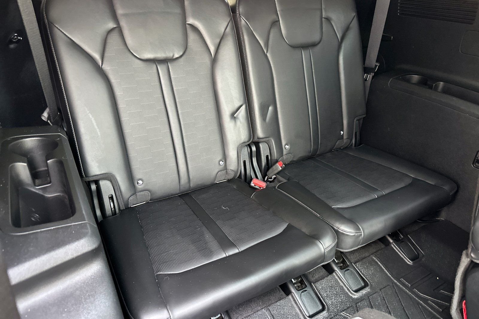 Used 2024 White Kia X-Line SX image 14
