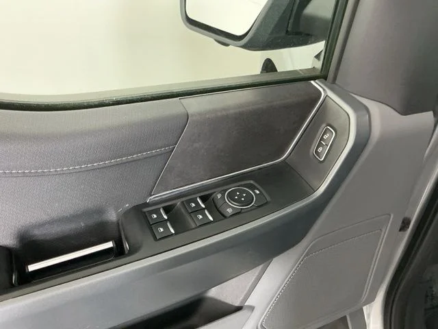 Used 2024  Ford XLT image 15