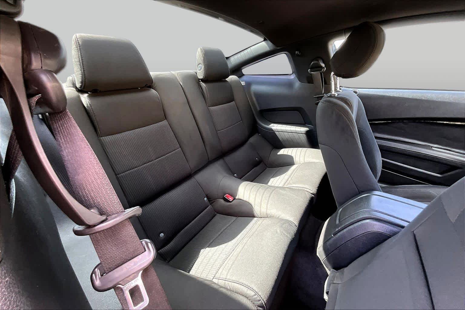 Used 2012 Kona Blue Metallic Ford V6 image 20