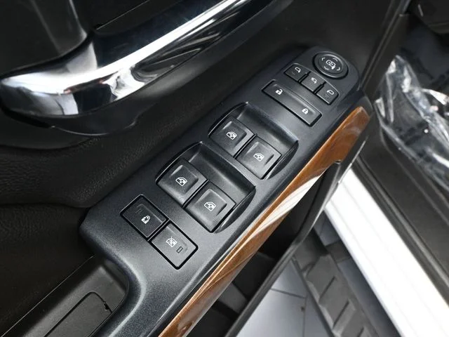 Used 2017 White Chevrolet LTZ image 22