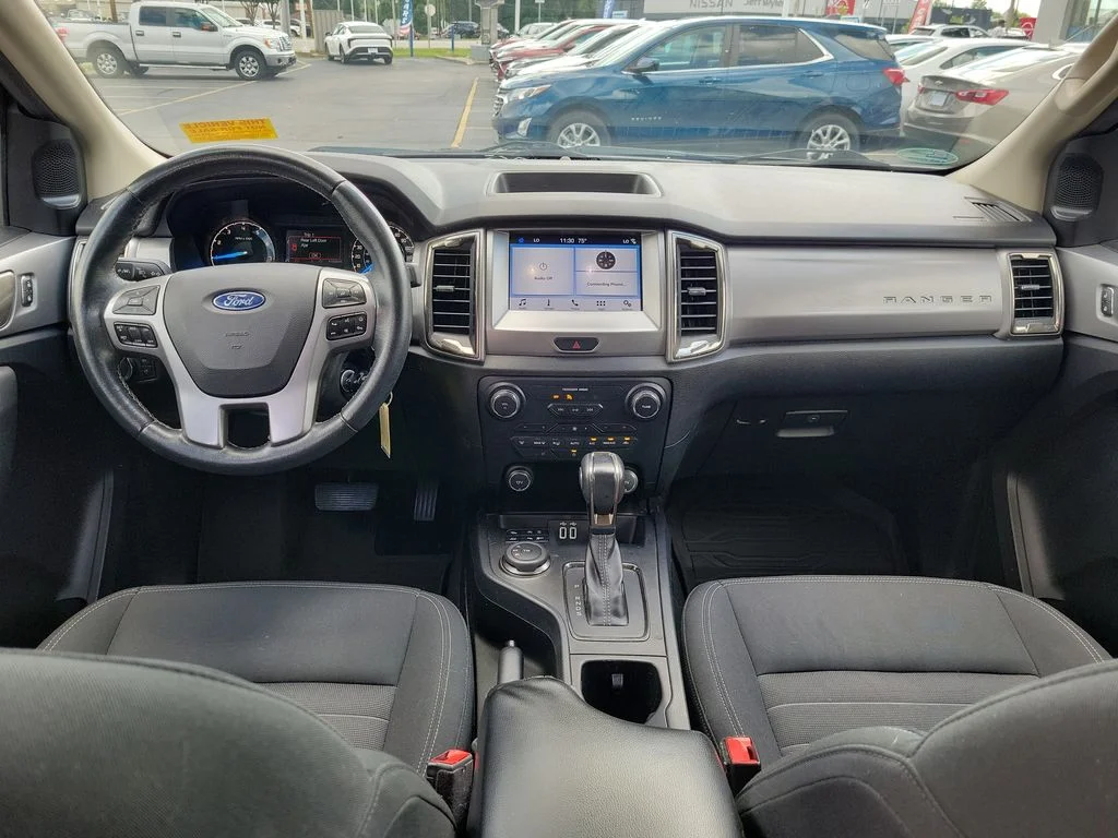 Used 2019 Black Ford XLT image 14