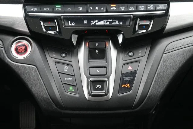 2025 Honda Odyssey EX-L - Photo 24
