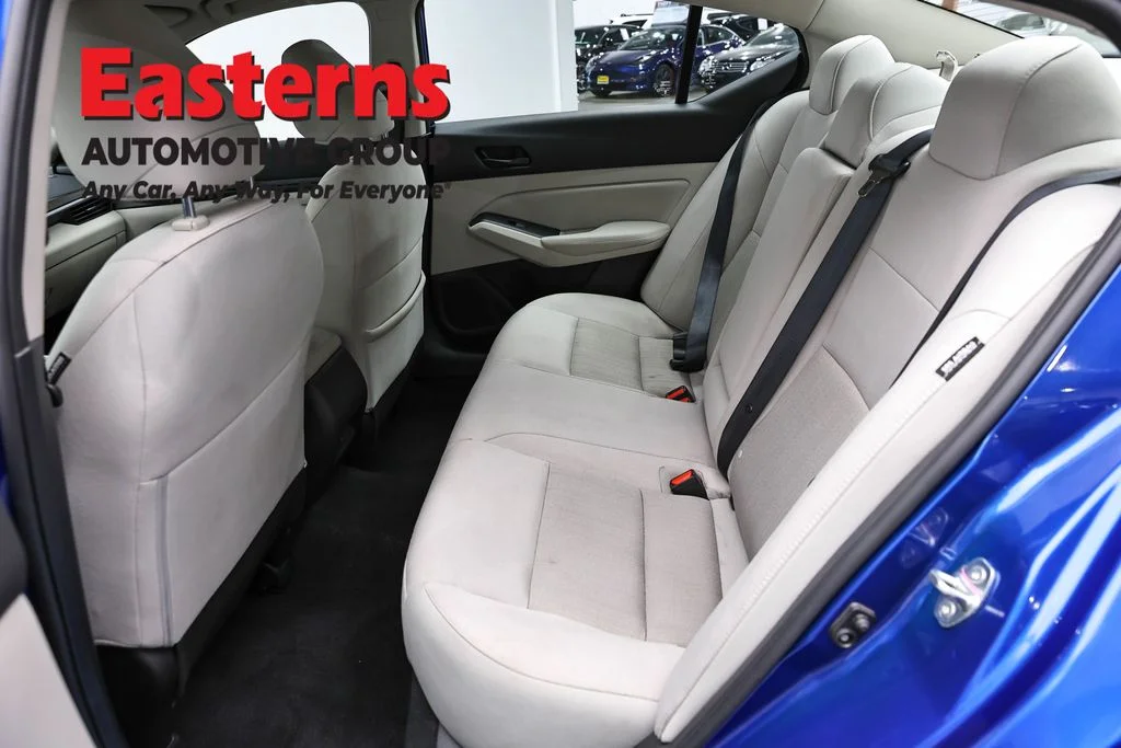 Used 2025 Blue Nissan 2.5 SV image 20