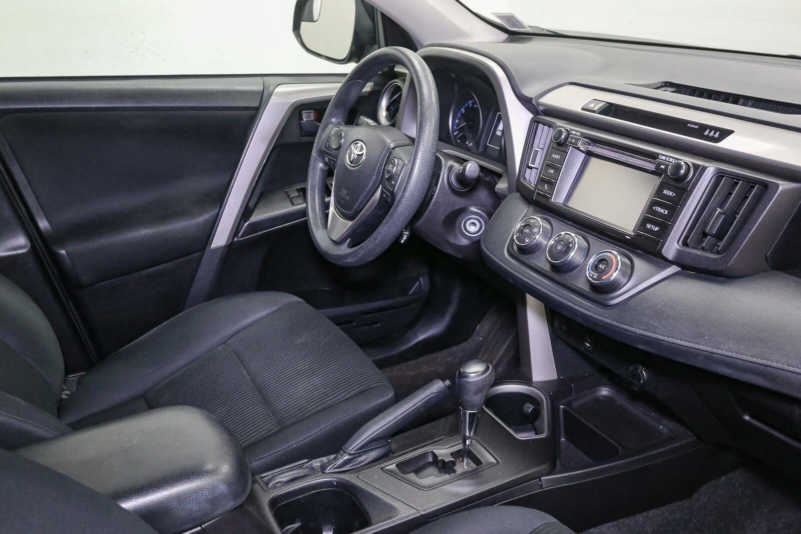 Used 2018 Black Toyota LE image 18
