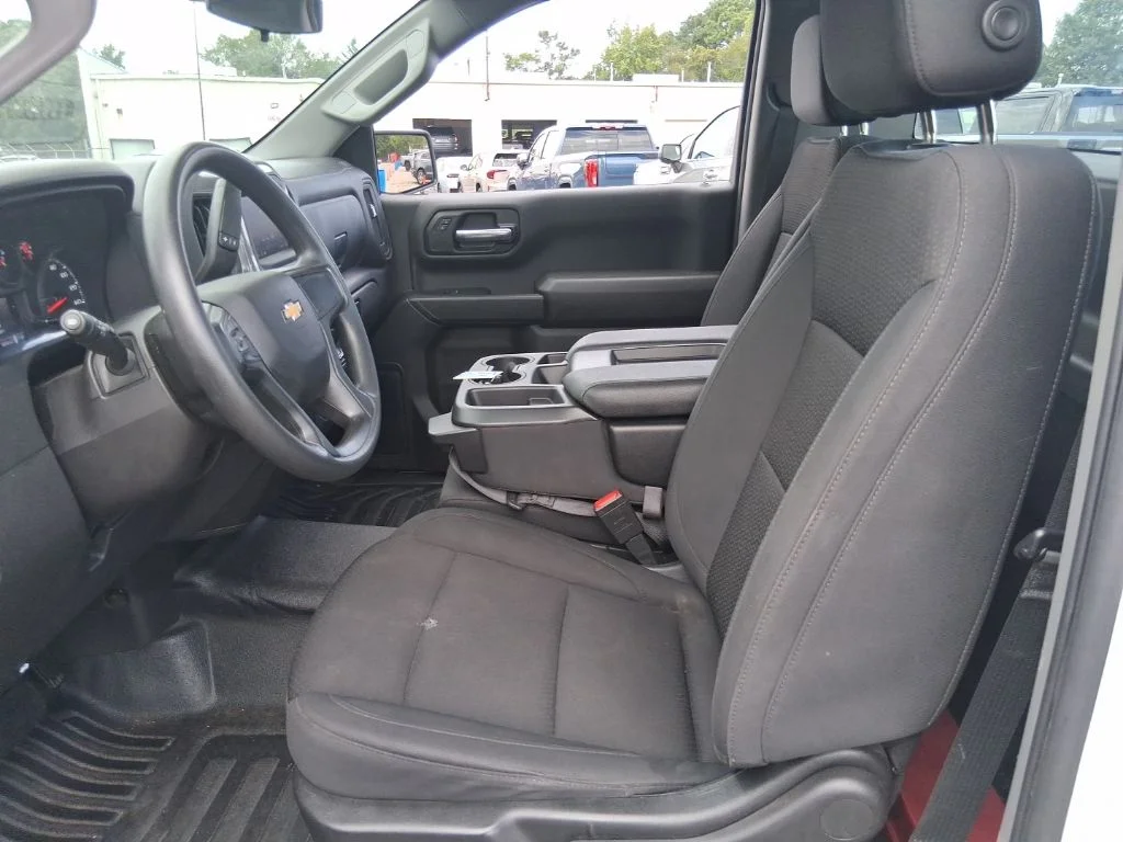 Used 2025 White Chevrolet WT image 15