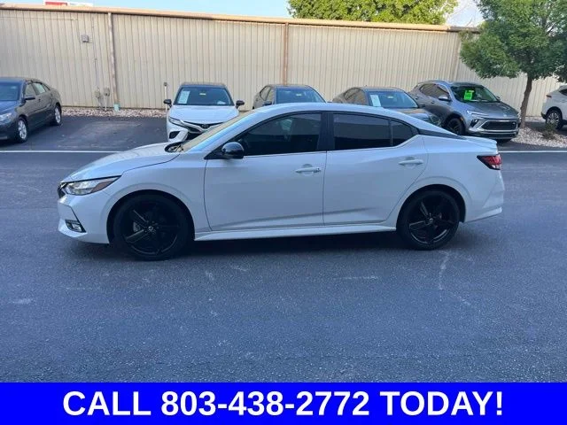 Used 2021 White Nissan SR image 37