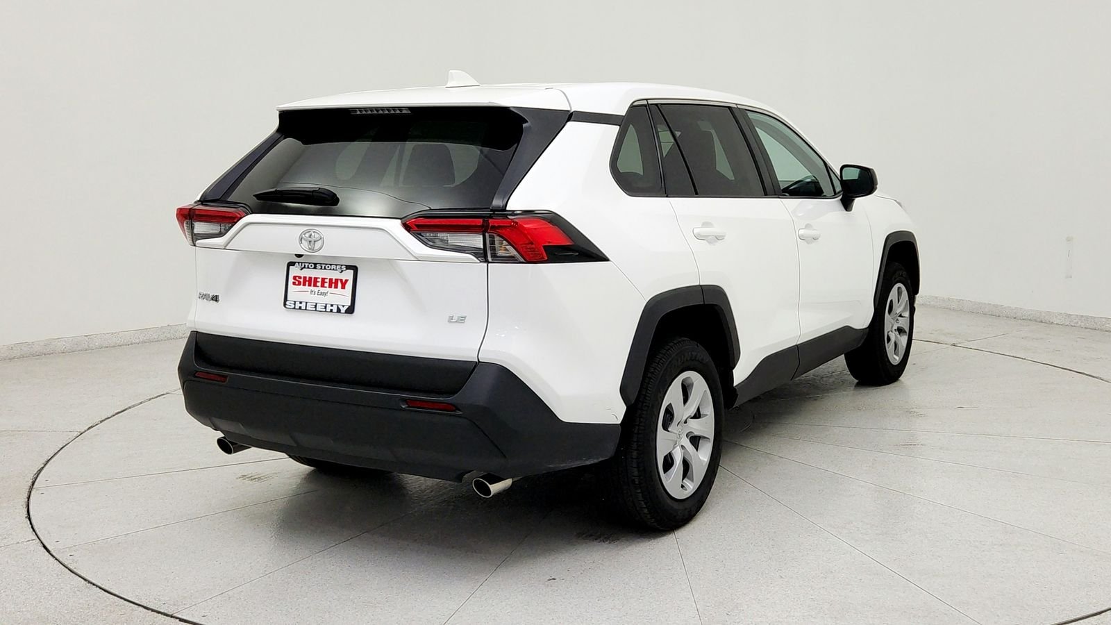 Used 2025 White Toyota LE image 6