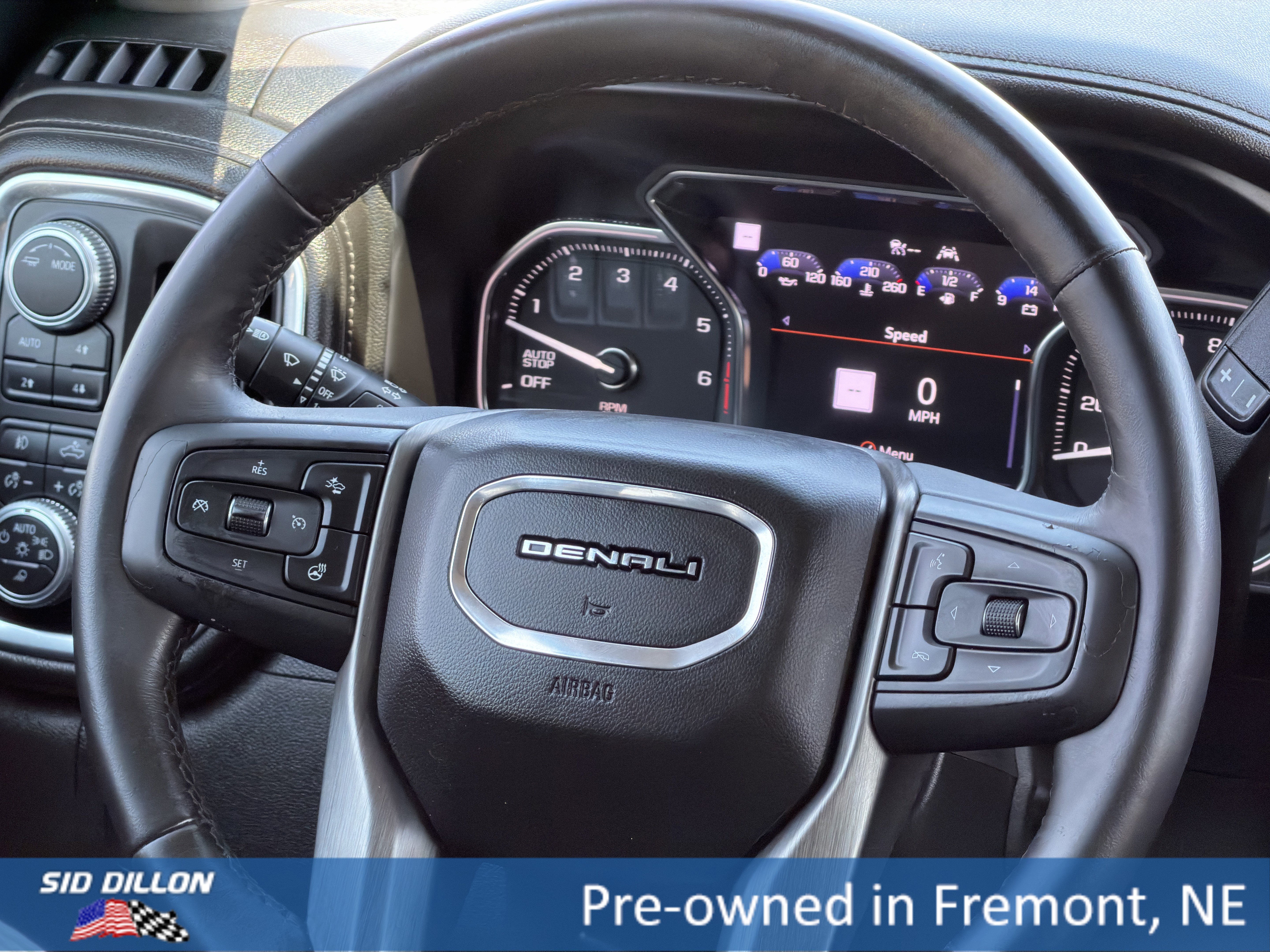 Used 2020 Red Quartz Tintcoat GMC Denali image 11