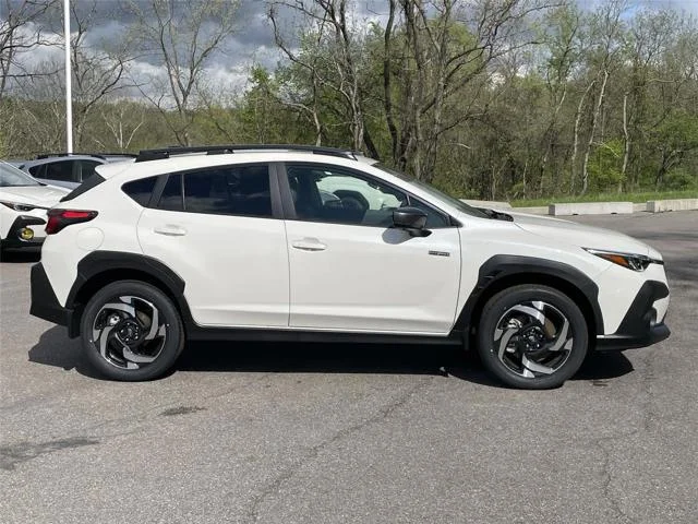 New 2026 CRYSTAL WHITE PEARL Subaru Limited Hybrid image 6