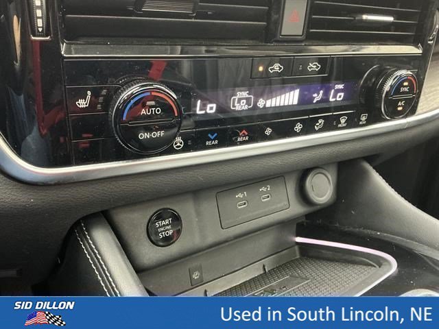 Used 2024 Boulder Gray Pearl Nissan Platinum image 12