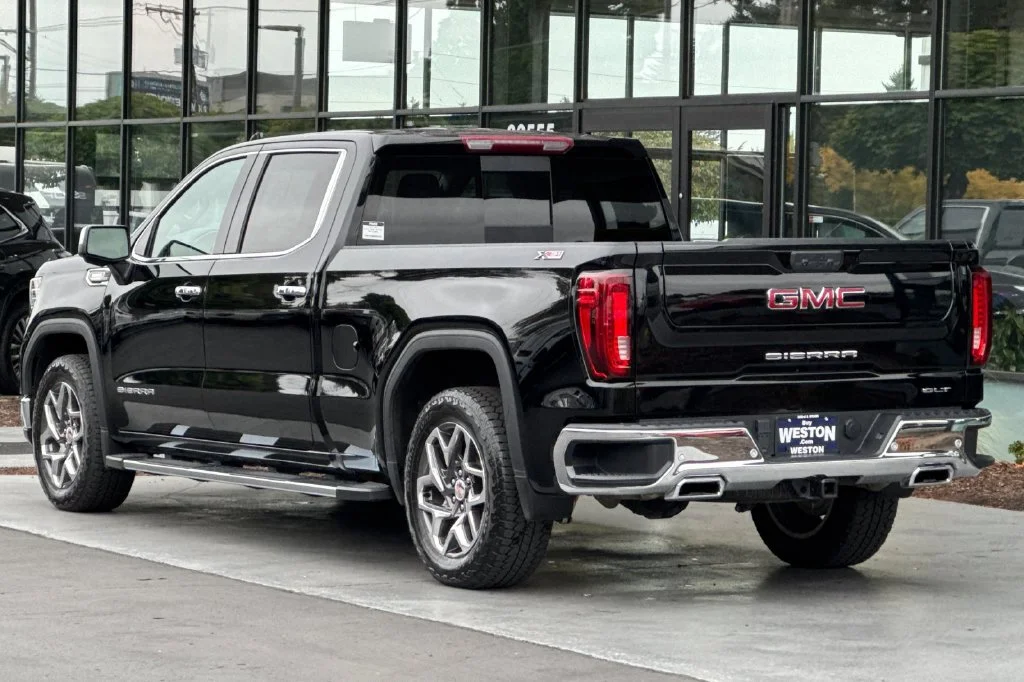2024 GMC Sierra 1500 SLT - Photo 6