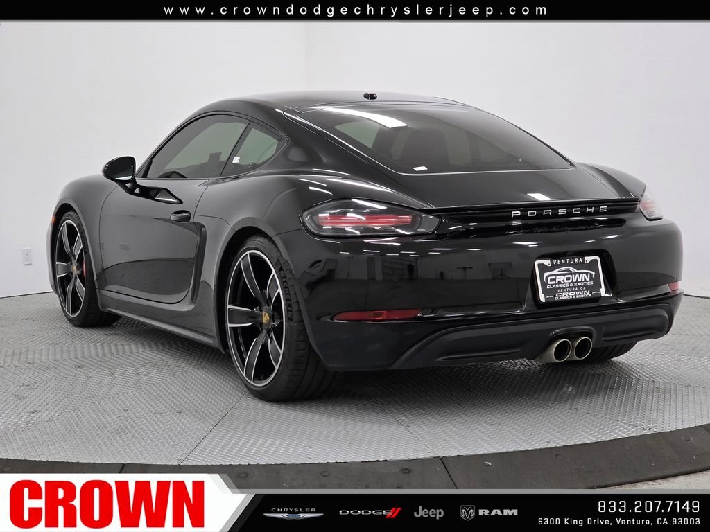 Used 2021  Porsche S image 5