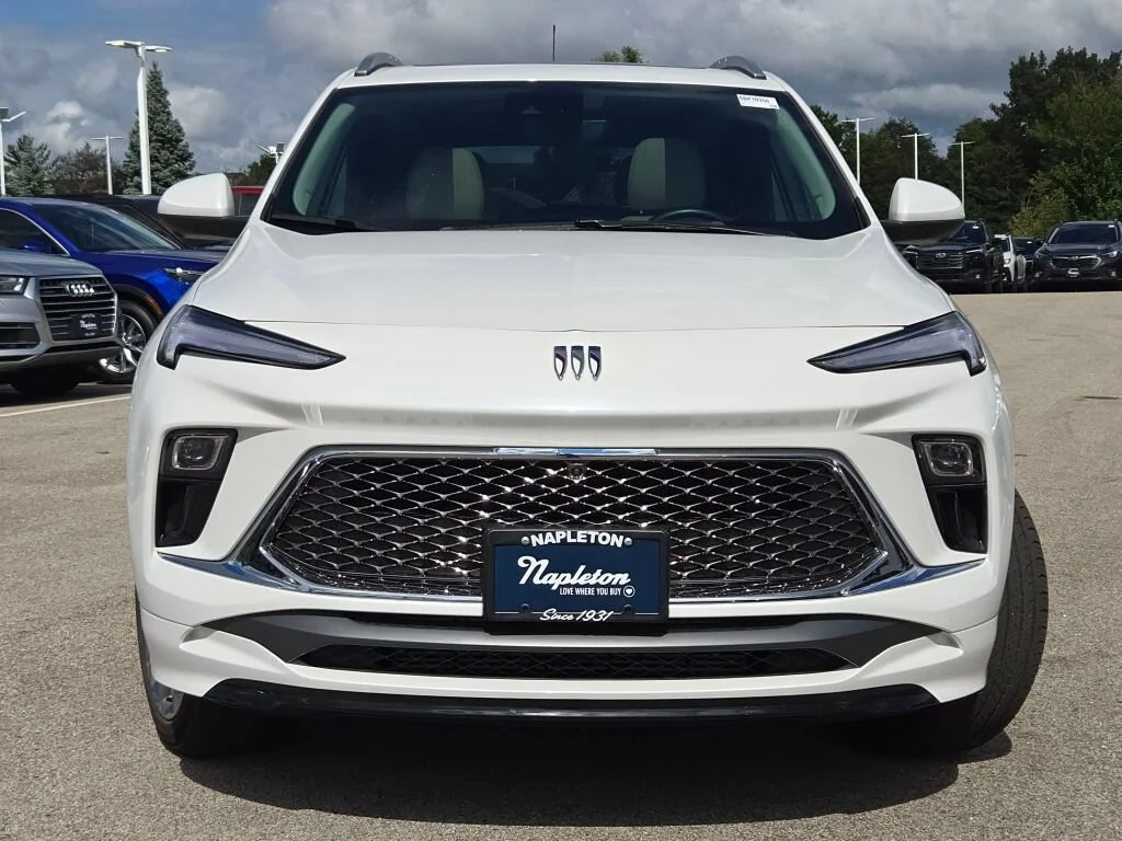 Used 2026 White Buick Avenir image 2