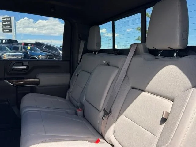 Used 2021 QUICKSILVER METALLIC GMC SLE image 18