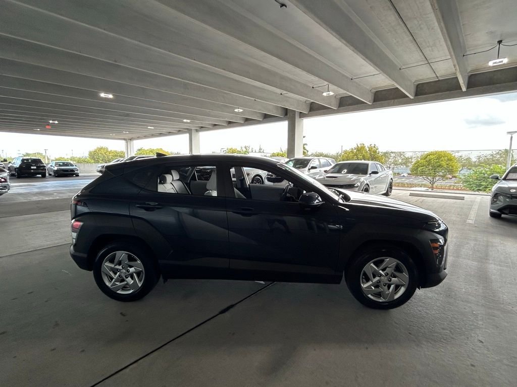 2024 Hyundai Kona SE