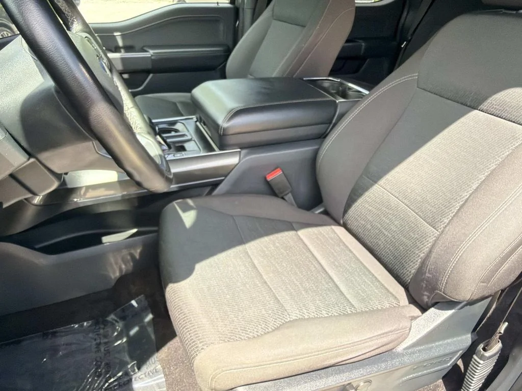 Used 2023 Gray Ford XLT image 21