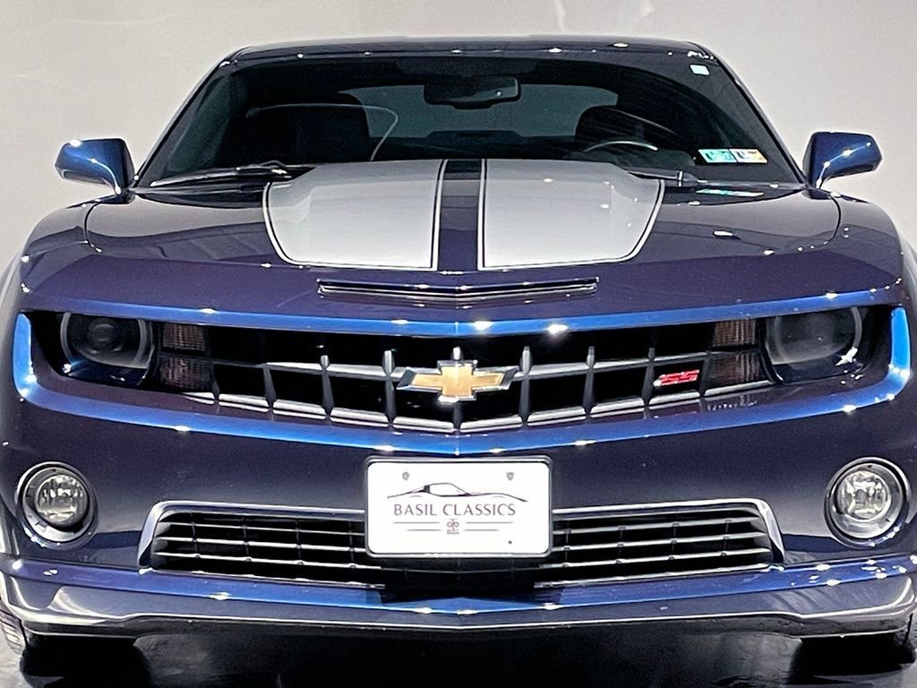 Used 2012 Imperial Blue Metallic Chevrolet 2SS image 17