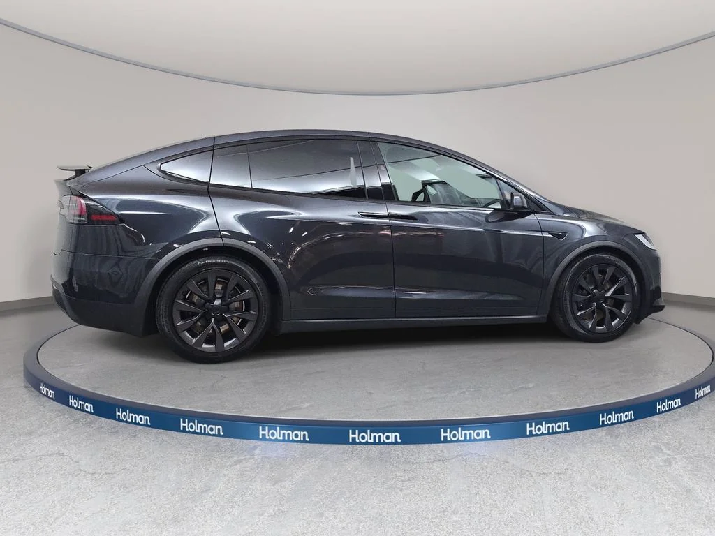 Used 2025 Stealth Gray Tesla Base image 5