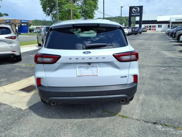 2025 Ford Escape Hybrid ST-Line Select - Photo 6