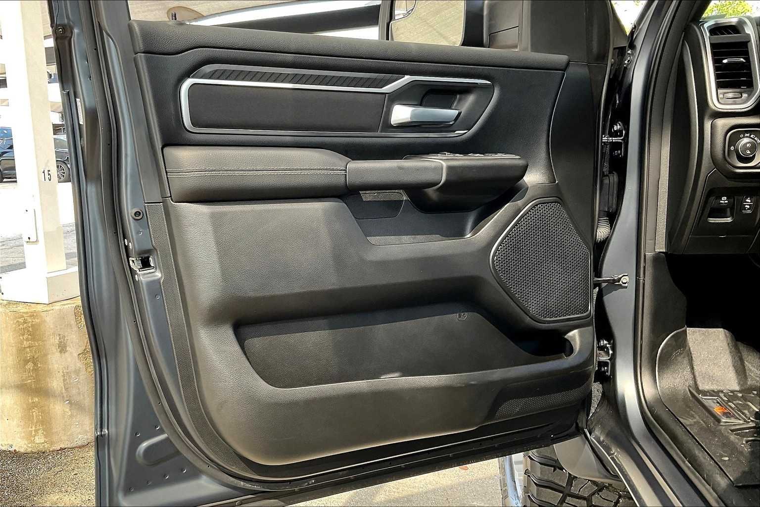 2025 RAM 1500 Big Horn/Lone Star - Photo 8