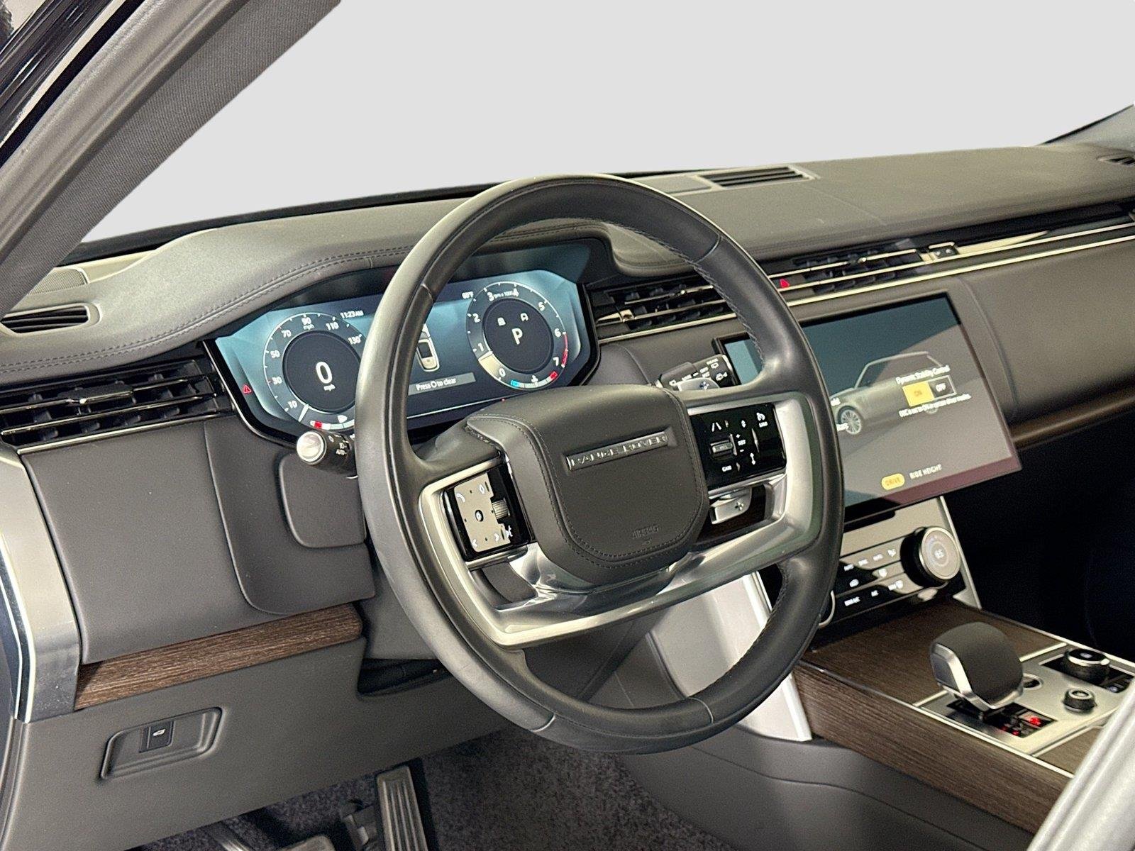 Used 2023 Santorini Black Metallic Land Rover SE image 18