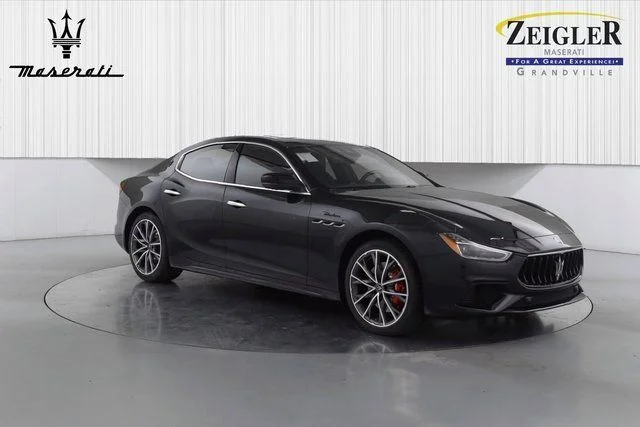 2024 Maserati Ghibli Modena Ultima Q4's photo