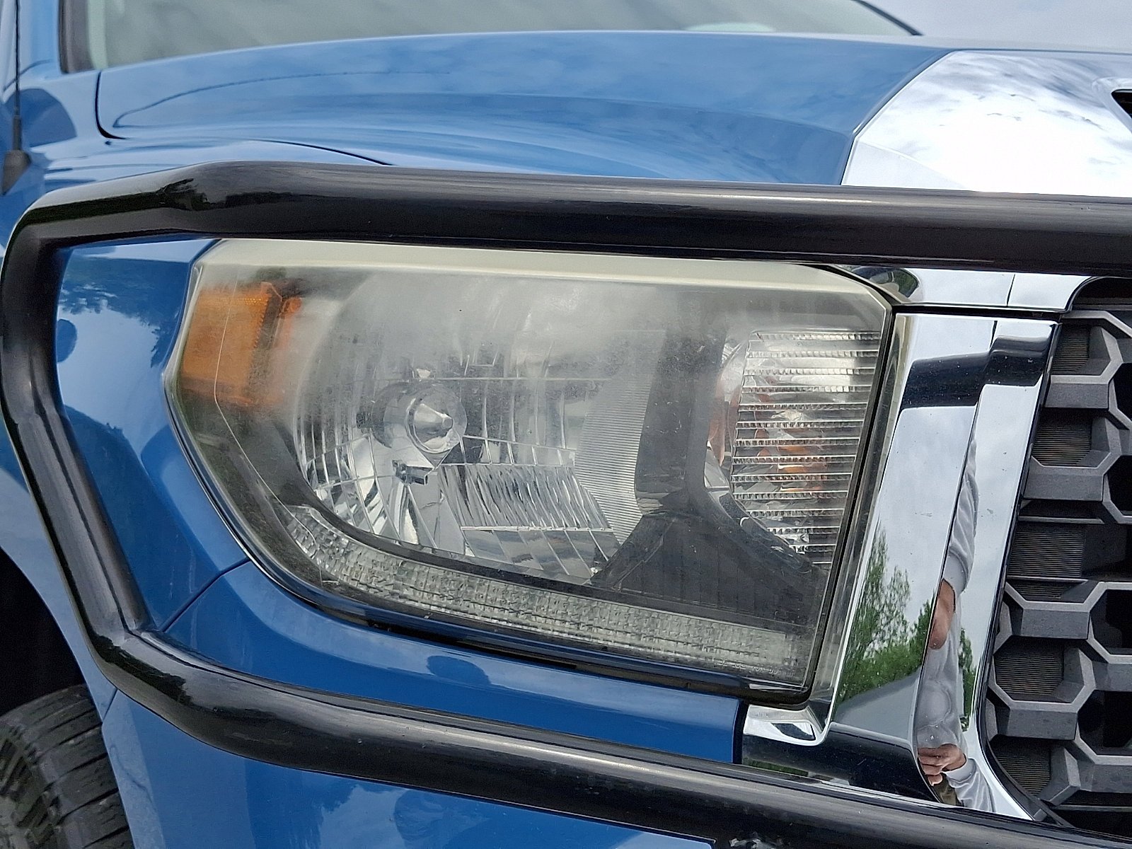 Used 2019 Cavalry Blue Toyota SR5 image 10