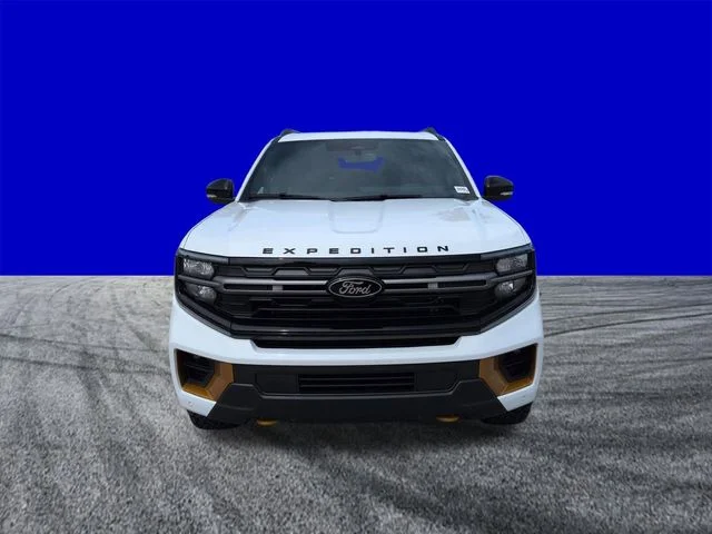 New 2026 Oxford White Ford Tremor® image 9