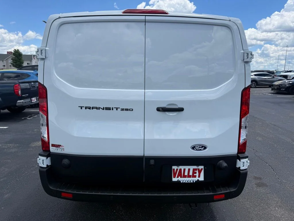 New 2026 Oxford White Ford Cargo Van image 4