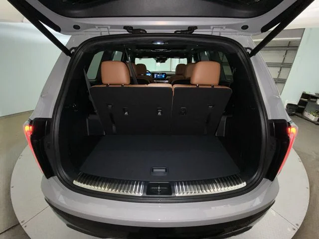 Used 2025 Gray Kia SX-Prestige X-Line image 25