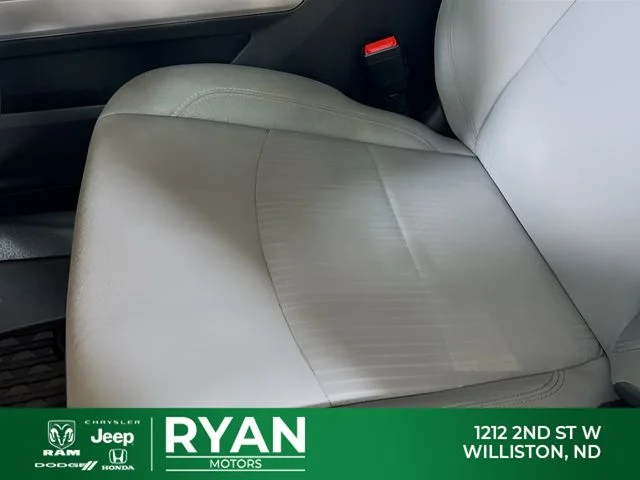 Used 2022 Diamond Black Ram Big Horn image 17