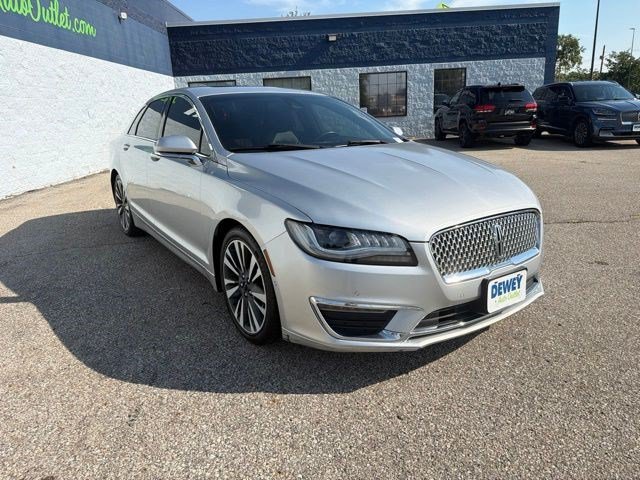 Used 2017 Ingot Silver Lincoln Reserve image 7