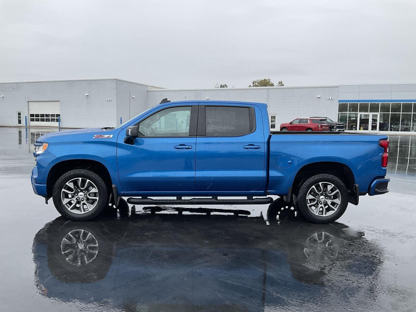 2022 Chevrolet Silverado 1500 RST photo 4