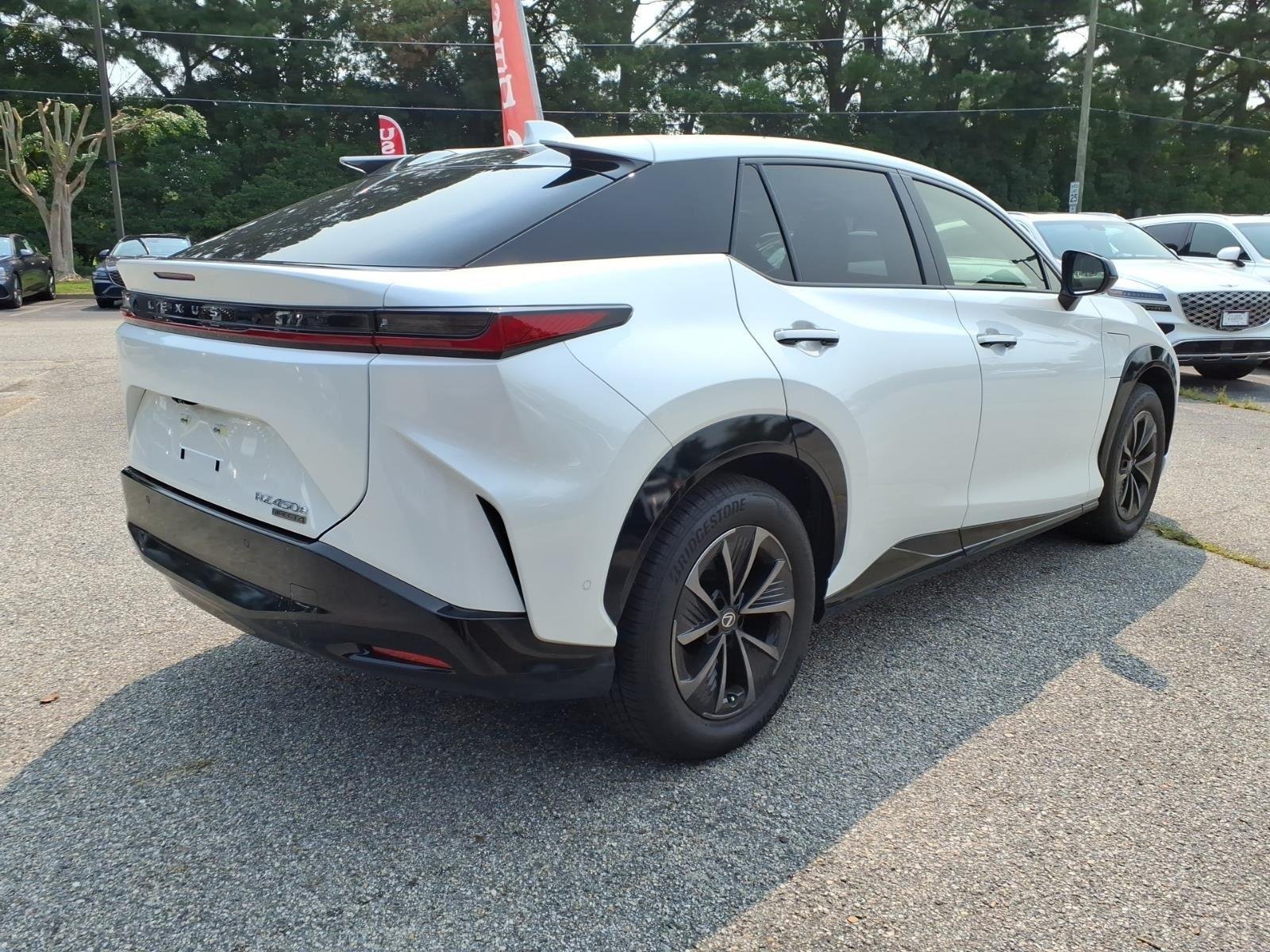 Used 2026 Oxygen White Lexus RZ 450e Premium image 6