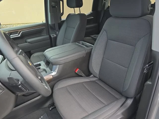 2026 Chevrolet Silverado 1500 LT - Photo 17