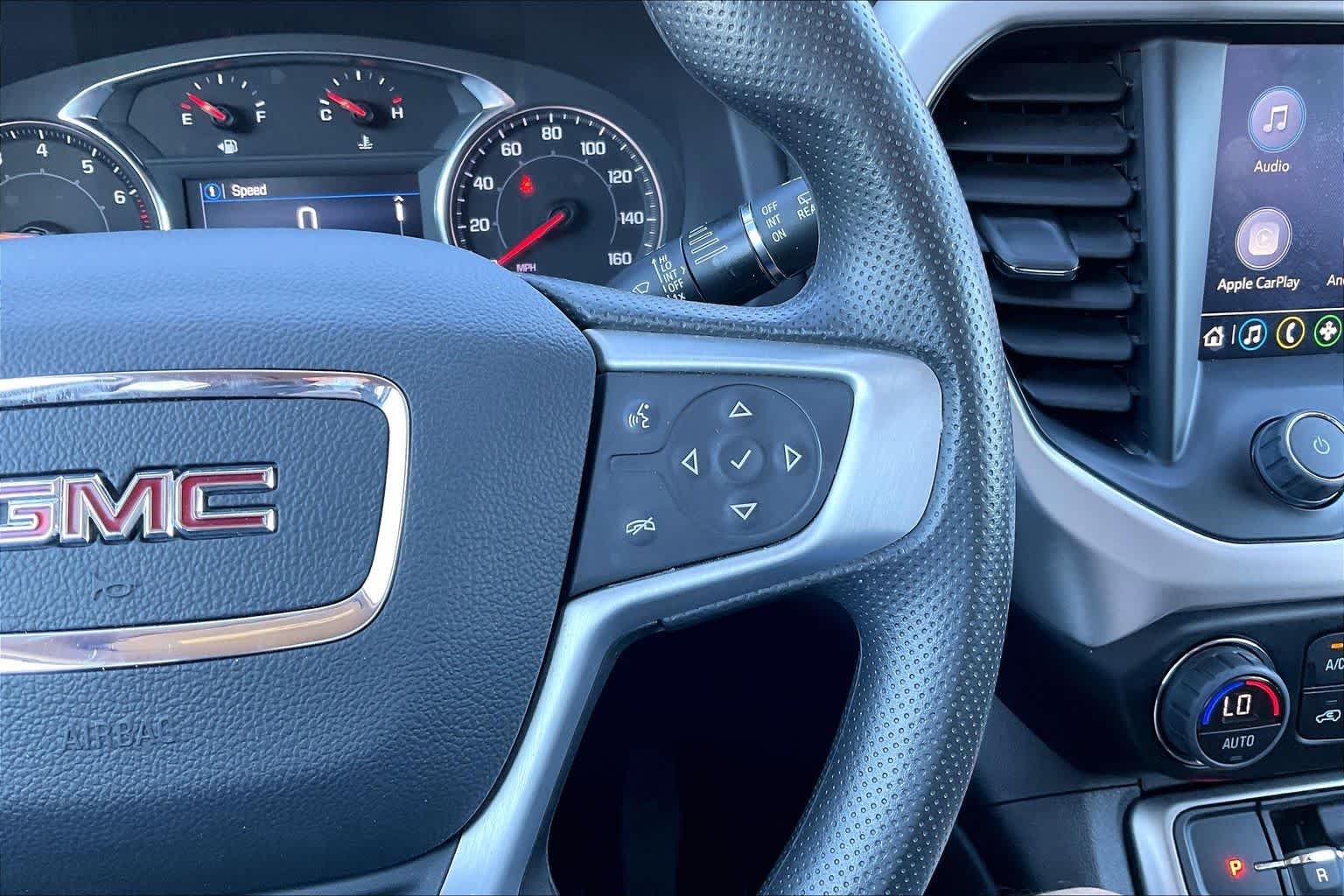 2023 GMC Acadia SLE - Photo 24