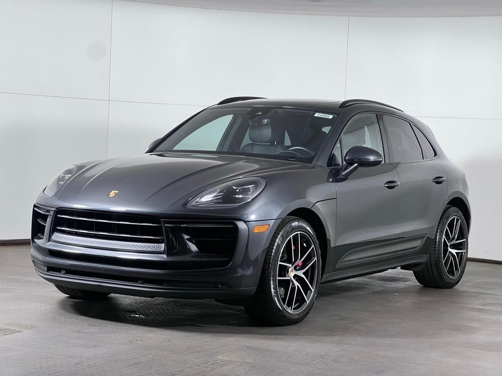 2022 Porsche Macan S's photo