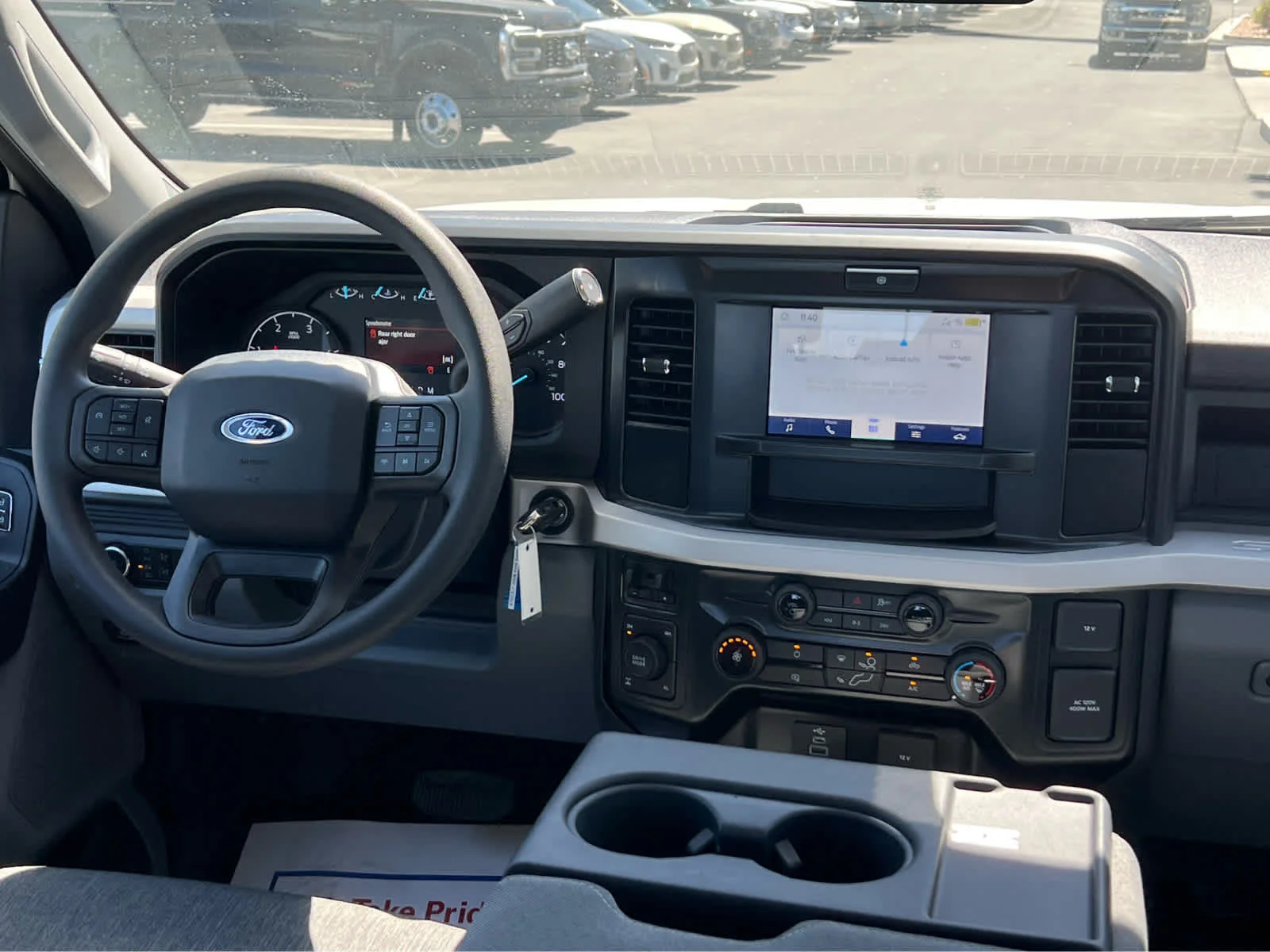 New 2026 Oxford White Ford XL image 23