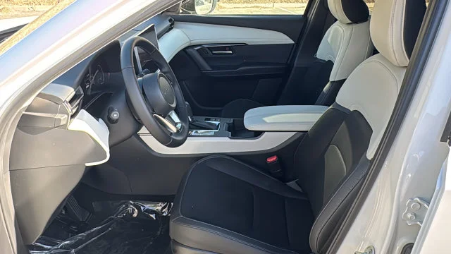 New 2026 Rhodium White Metallic Mazda 2.5 S Select AWD image 34