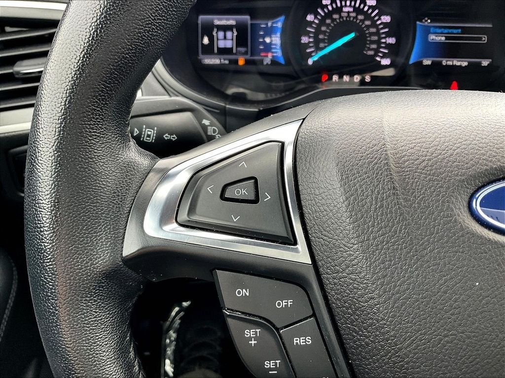 Used 2023 Black Ford SEL image 21