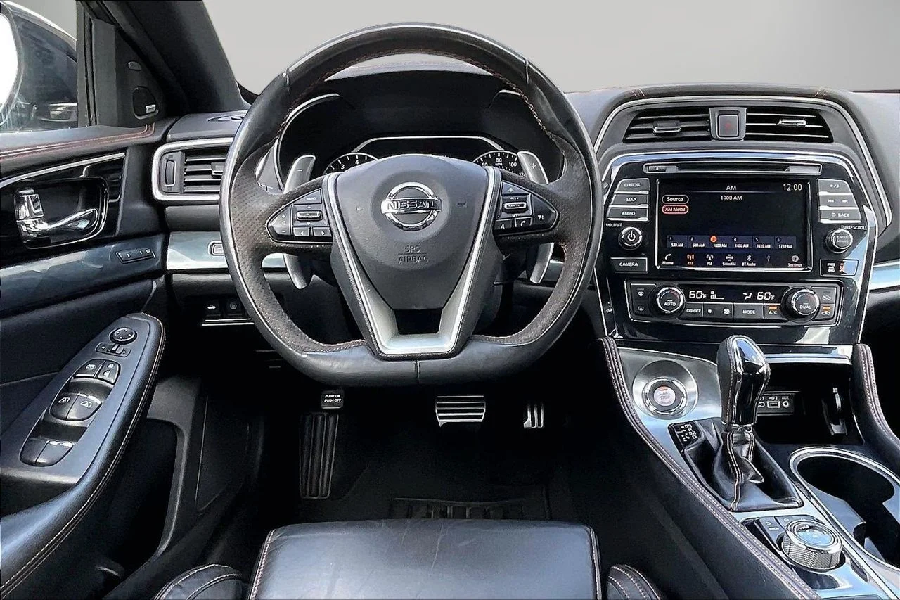 Certified Used 2021 Gray Nissan SR image 11