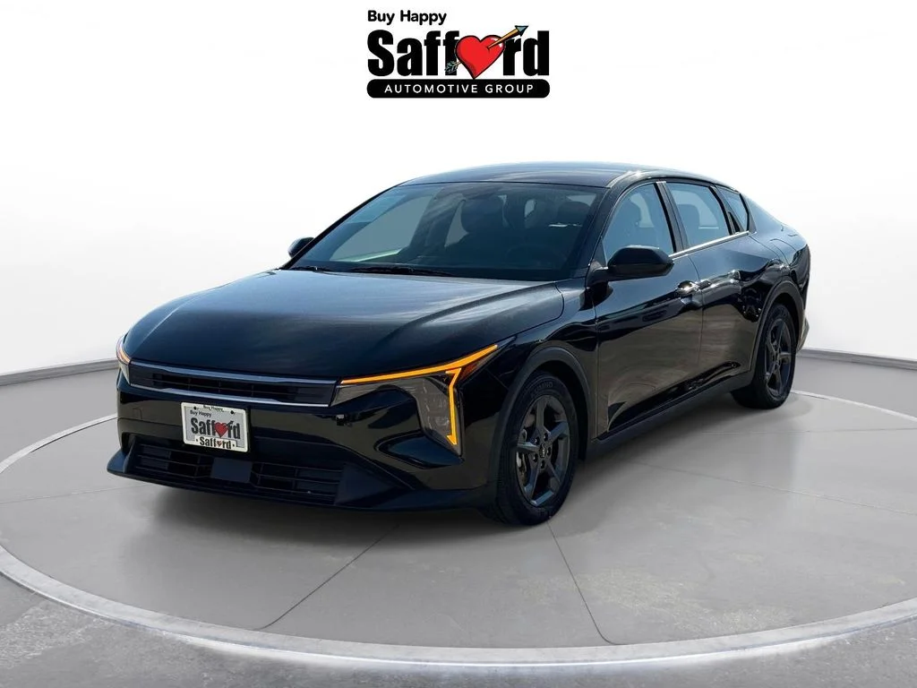 2025 Kia K4 LXS AT's photo