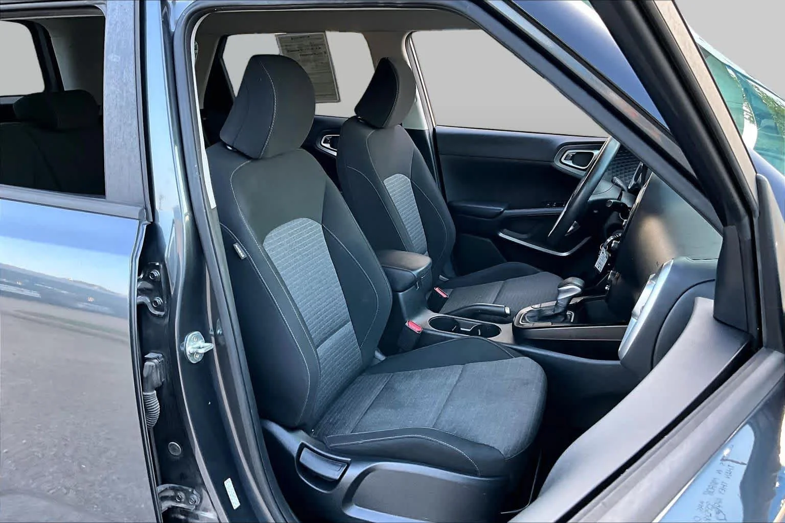 Used 2021 Gravity Gray Kia S image 9