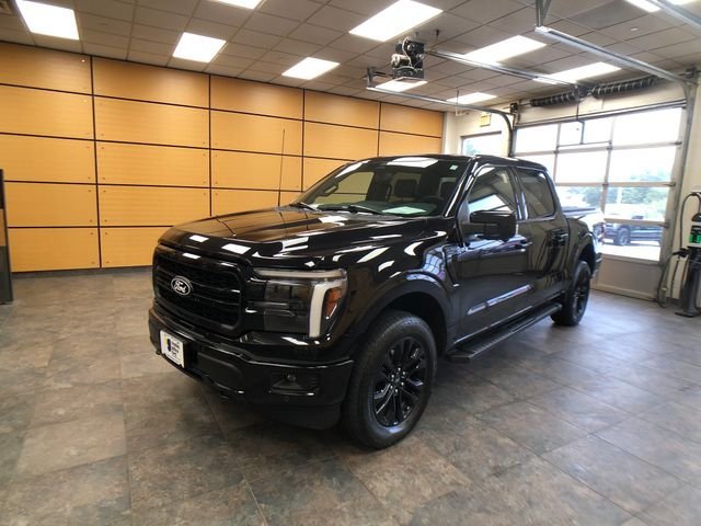Certified Used 2025 Black Metallic Ford Lariat image 3