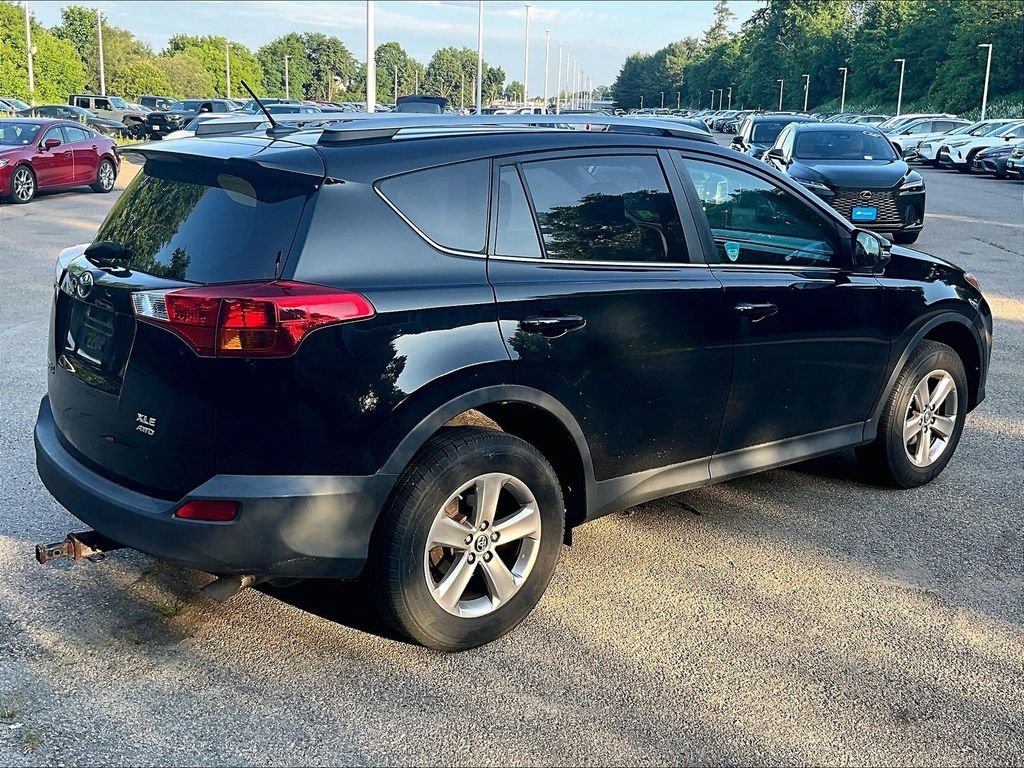 Used 2015 Black Toyota XLE image 6