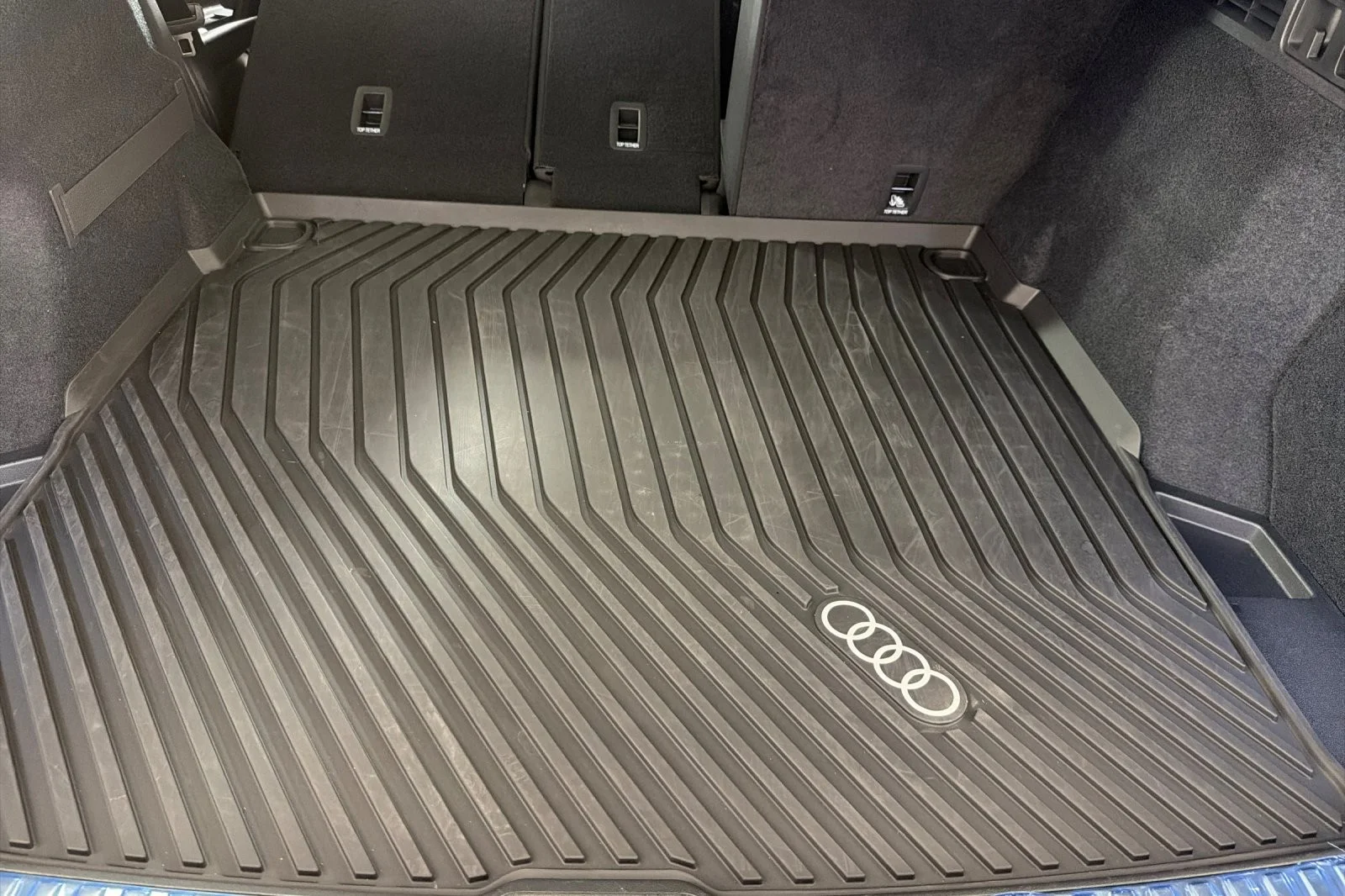 Used 2026 Daytona Gray Pearl Effect Audi Premium Plus 2.0 TFSI quattro image 14