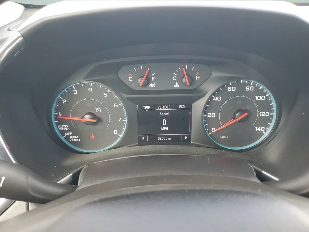 Used 2018 IRIDESCENT PEARL TRICOAT Chevrolet LT image 21